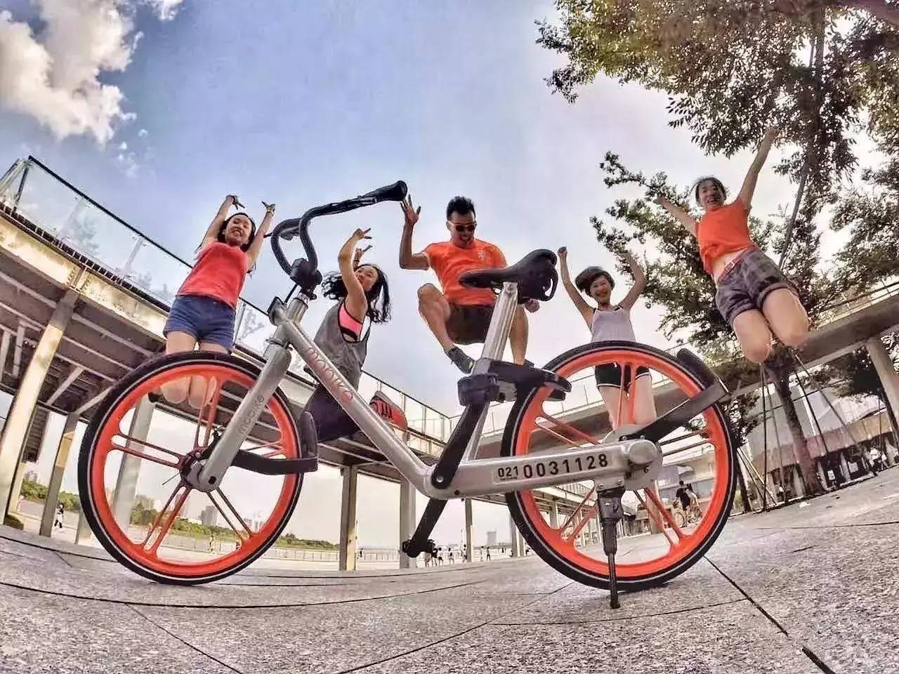 下周六,來黃石摩爾城騎摩拜單車免費(fèi)拿獎(jiǎng)品!黃石摩爾城摩拜單車啟動(dòng)儀式即將開啟~